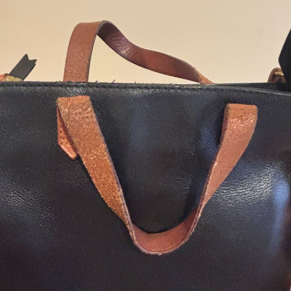 Madewell Small Cross Body Tote - Picture 4 of 4